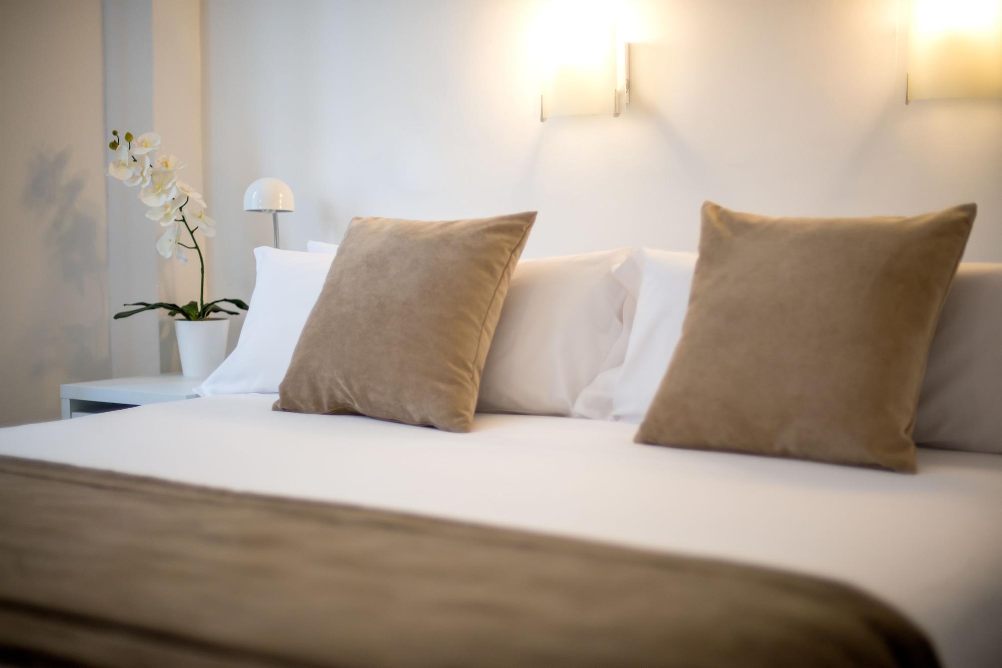 Neomagna Madrid Hotel Kültér fotó
