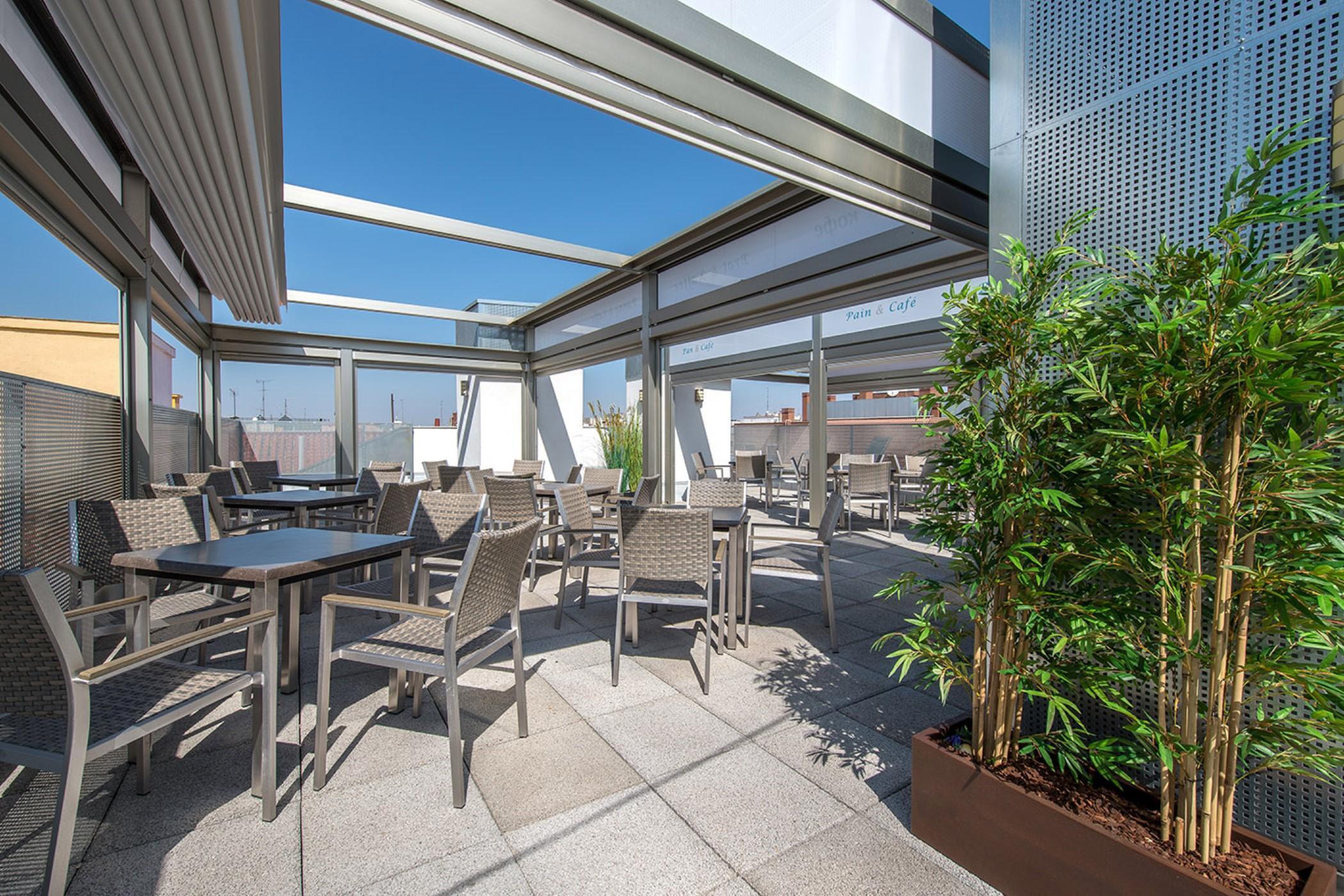 Neomagna Madrid Hotel Kültér fotó