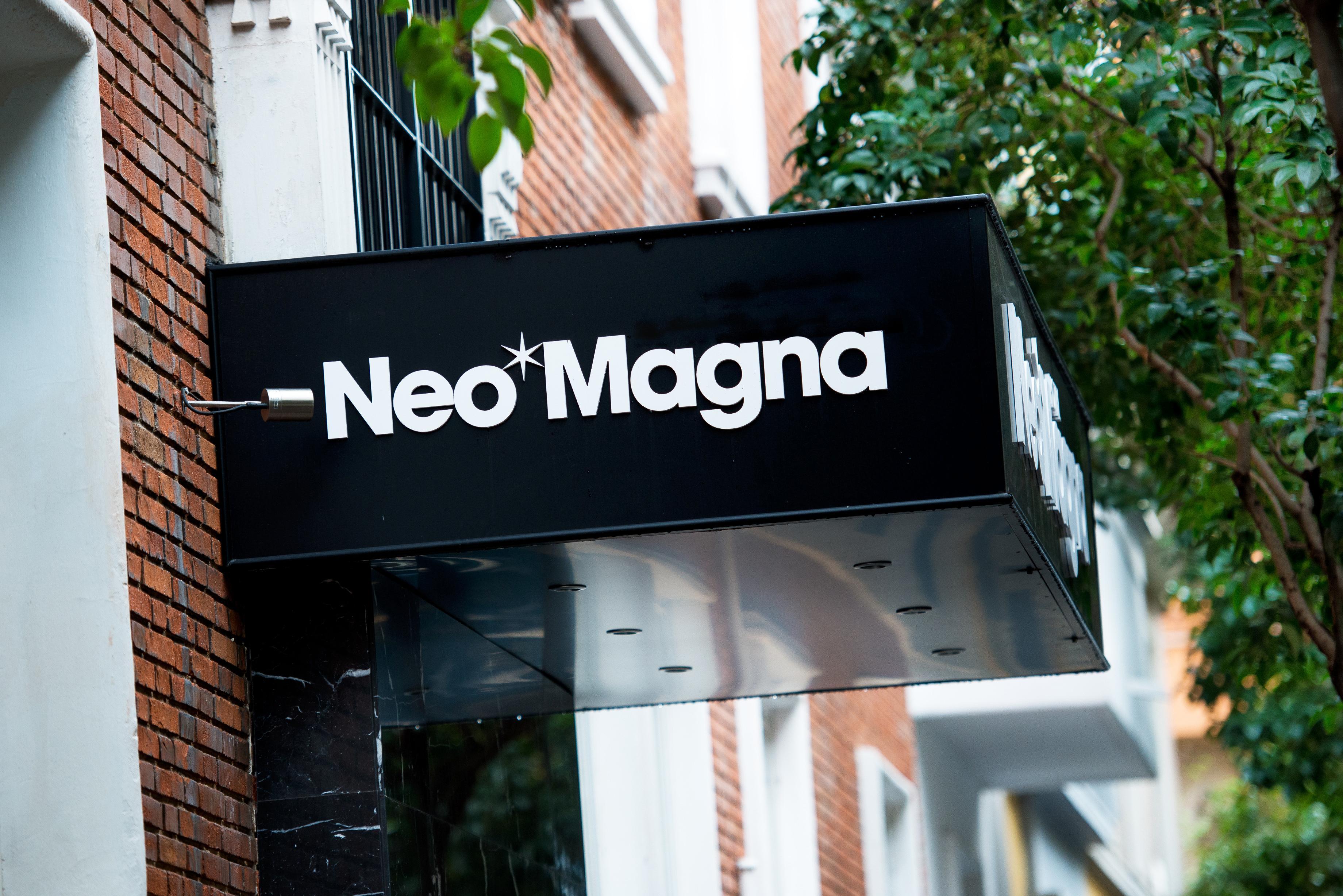 Neomagna Madrid Hotel Kültér fotó