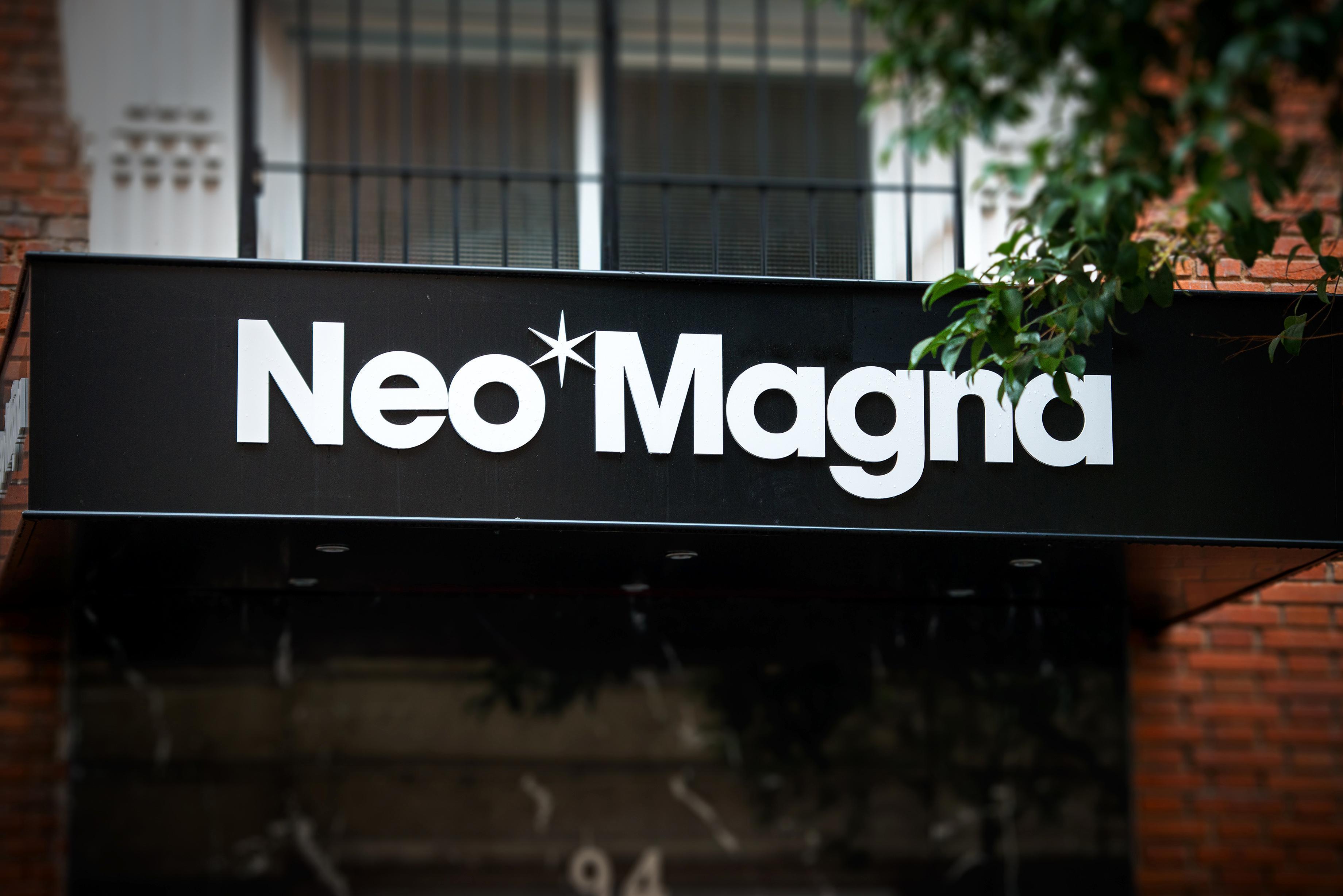 Neomagna Madrid Hotel Kültér fotó